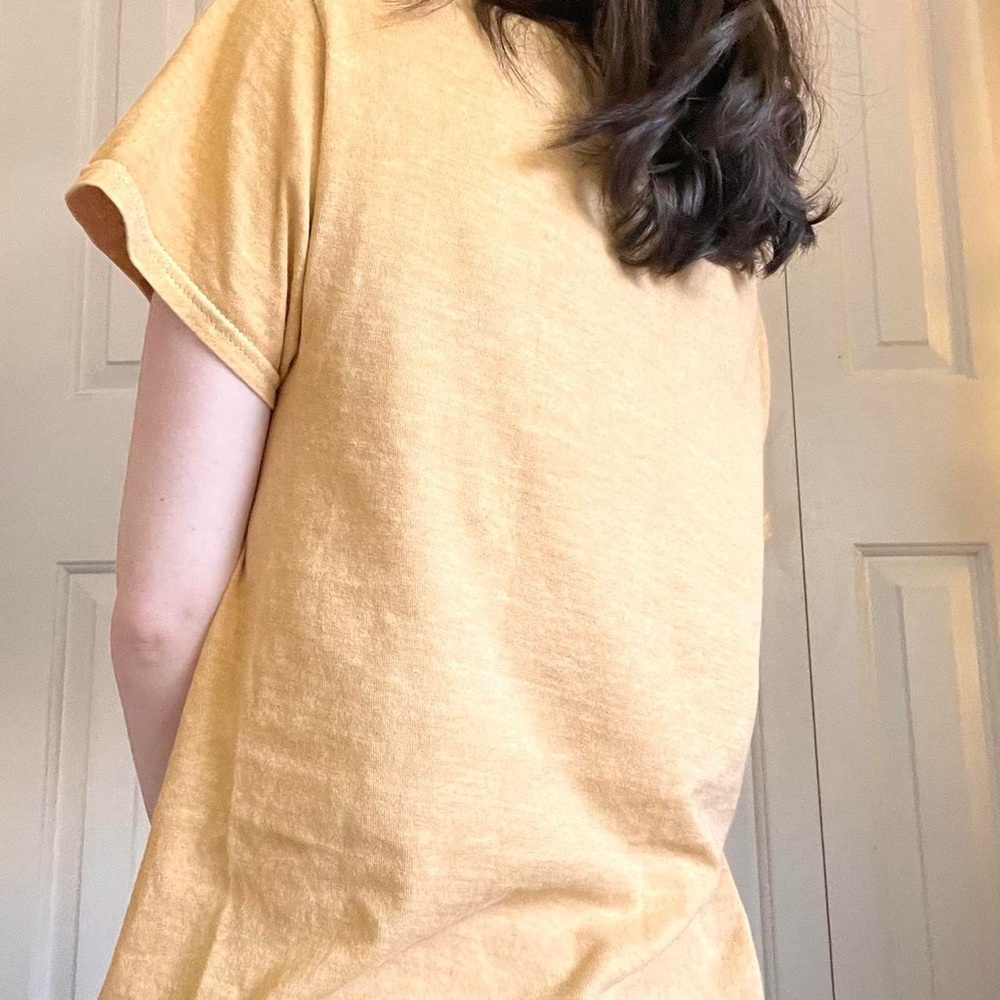 Yellow Graphic T-Shirt with Blue and Orange Summer Boho Design Pacsun’s - Picture 3 of 4